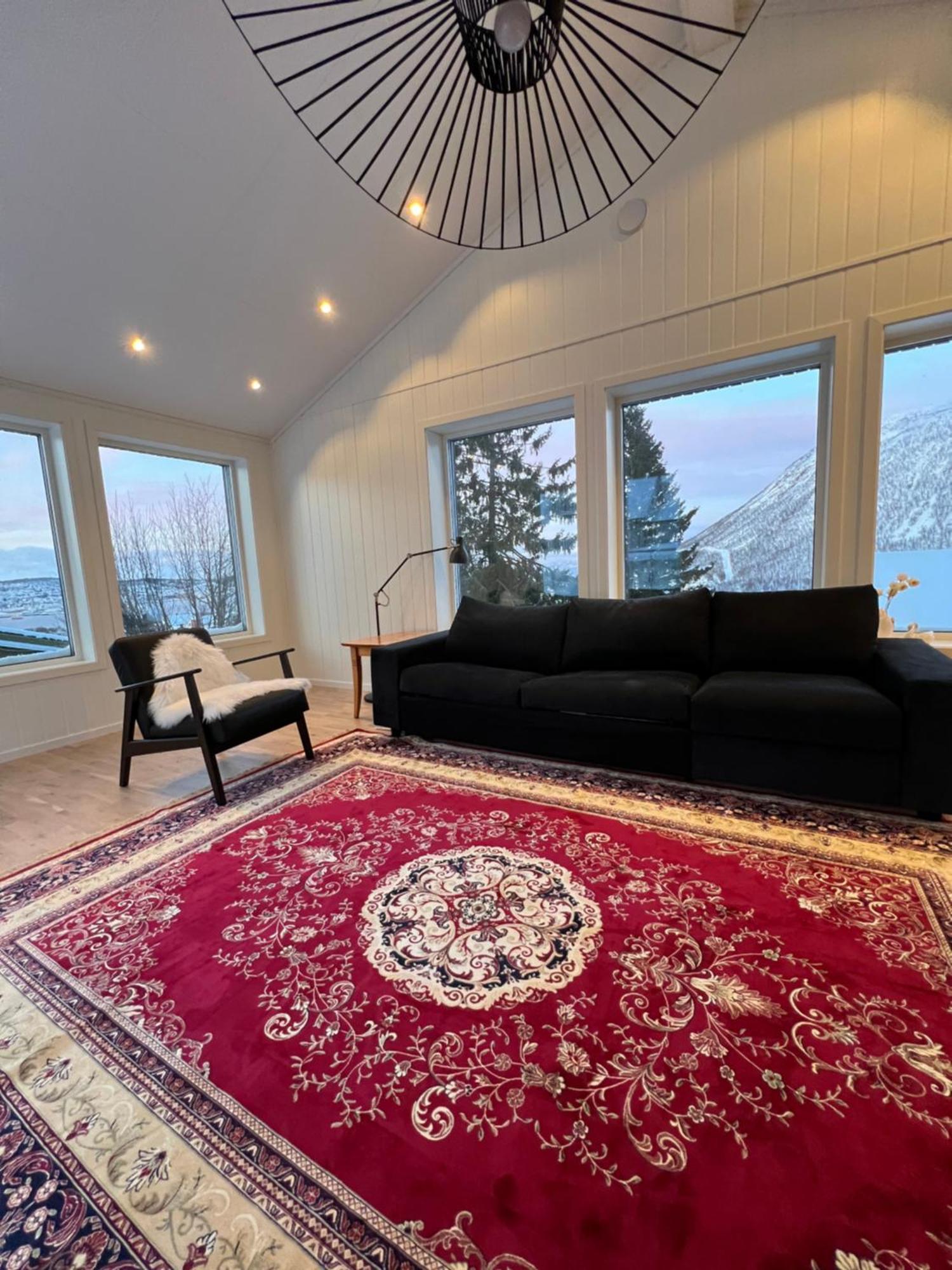 Tromso Arctic Villa With Free Parking Buitenkant foto