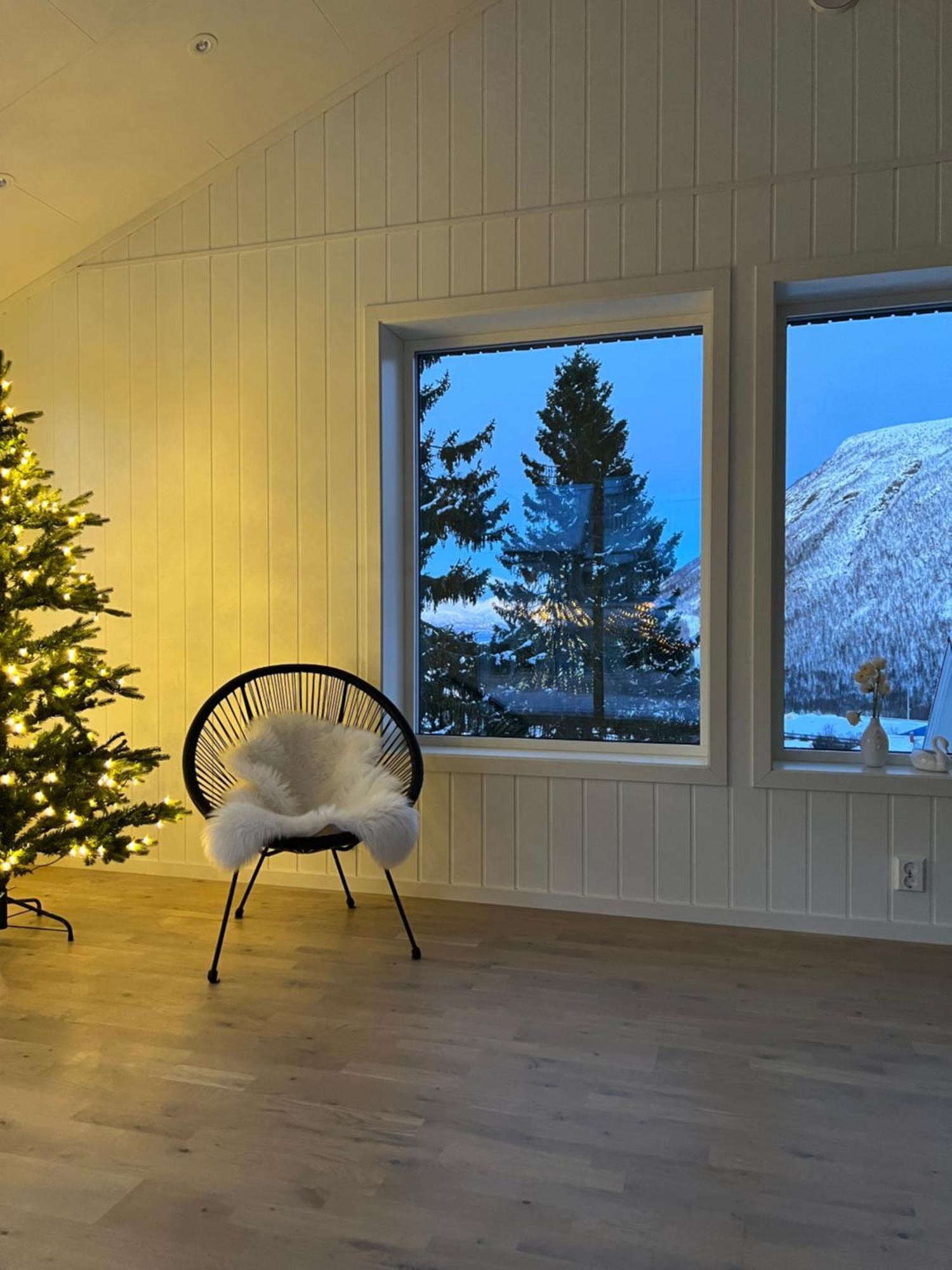 Tromso Arctic Villa With Free Parking Buitenkant foto